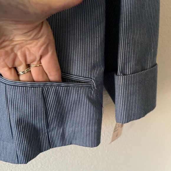 Dress Barn Blue Pin Striped Button Front cotton blend Blazer NWT Size Small - Picture 4 of 6
